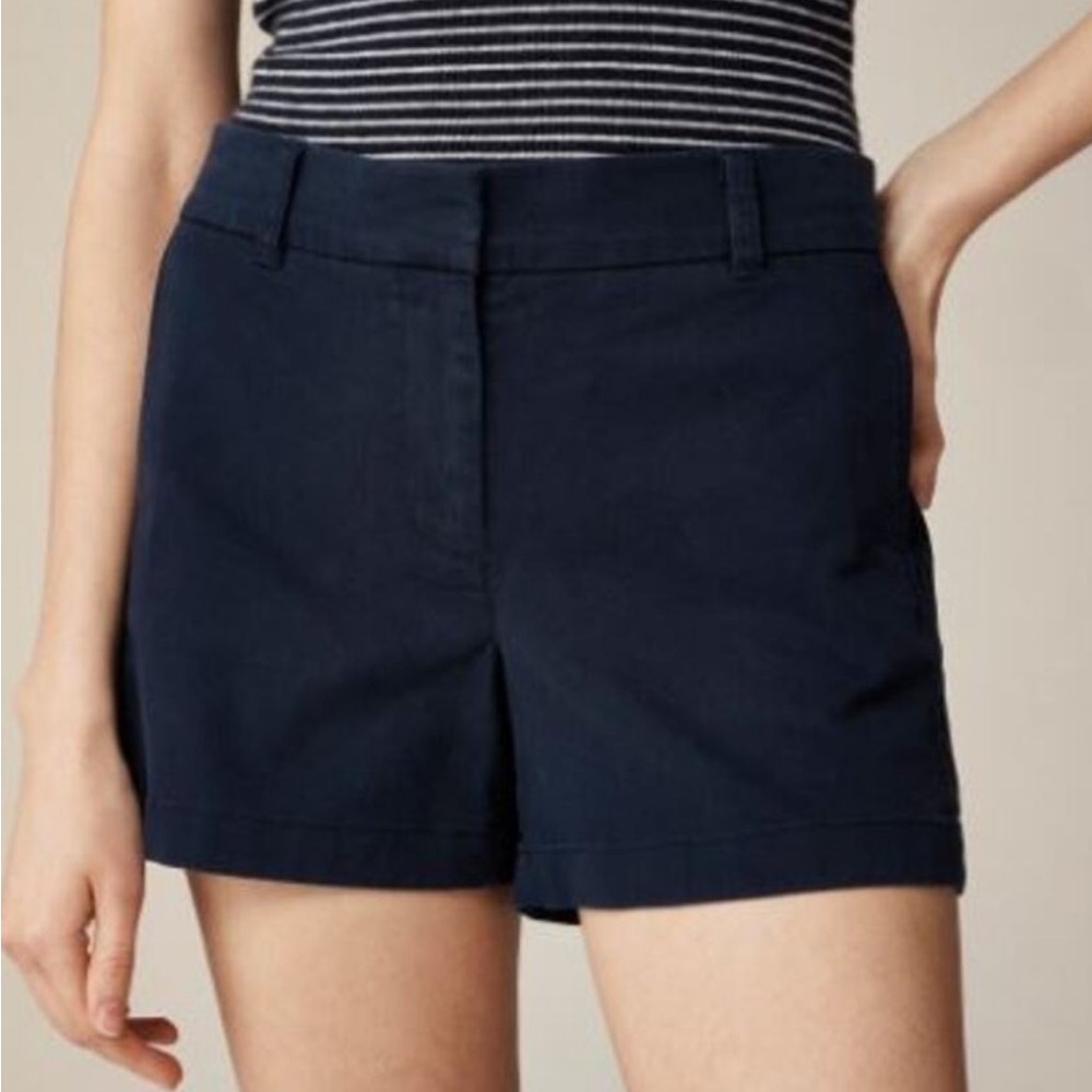 J. Crew Women's Mid Rise Flat Front 4" Stretch Chino Short H5806 Navy Size 4 NWT
